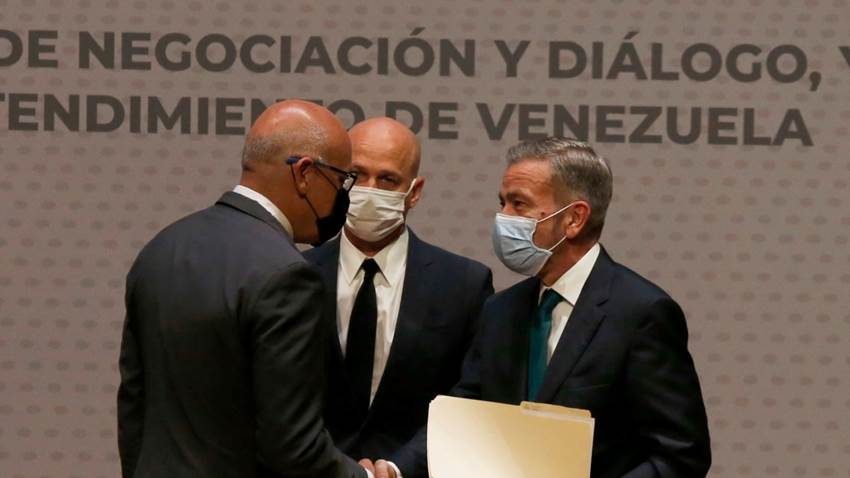 Se enciende la polémica en Venezuela: “elecciones libres” o “libre de sanciones”