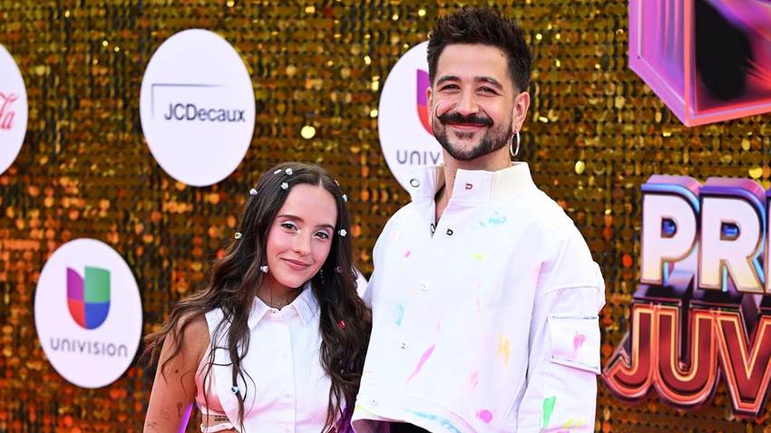 Camilo y Evaluna convierten la noche de los Premios Juventud en una cita romántica, con un especial detalle de su hija
