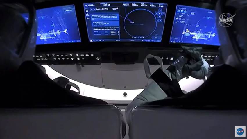 Astronautas de EE.UU., rumbo a la Tierra a bordo de la cápsula de SpaceX