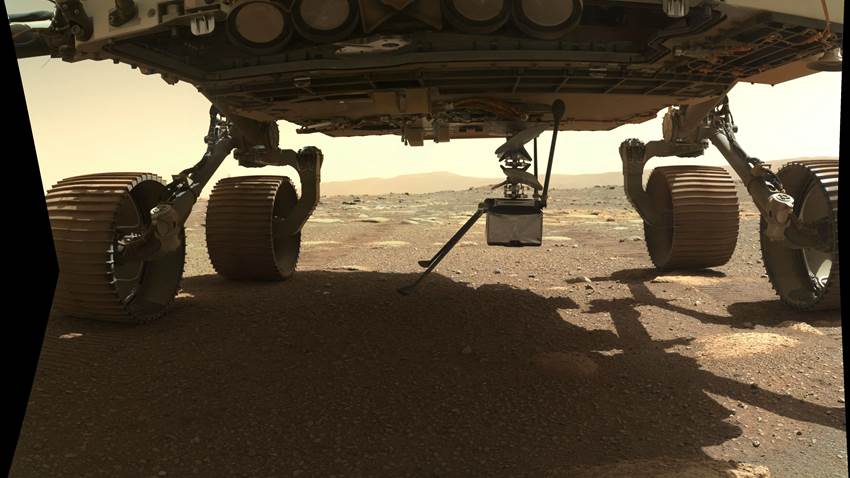 Helicóptero Ingenuity de la NASA toca suelo en Marte antes de vuelo