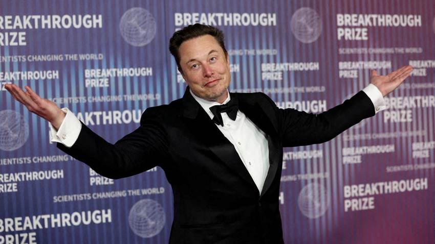 Elon Musk acelera en la OPV de SpaceX y presume del fuerte crecimiento de su negocio de internet satelital