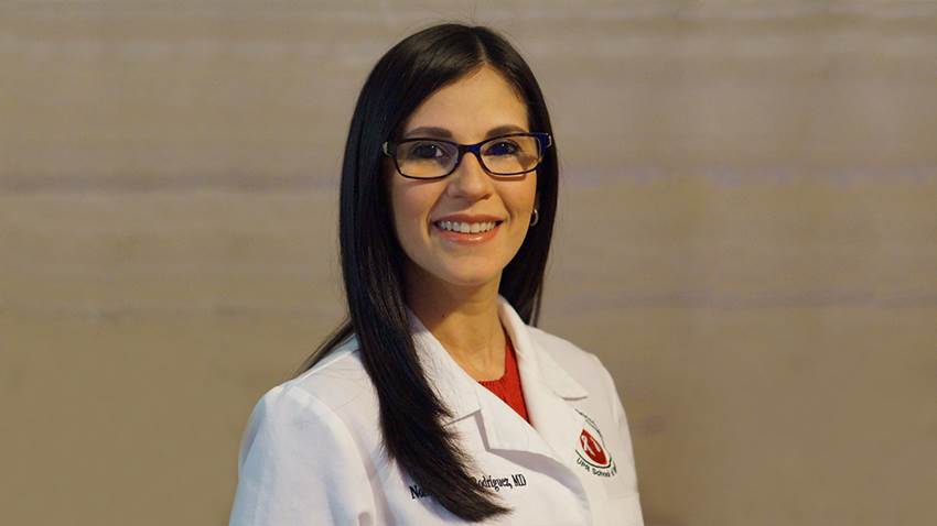 Reconocer la vocación y la necesidad de ayudar a los demás es la clave para ser un buen médico