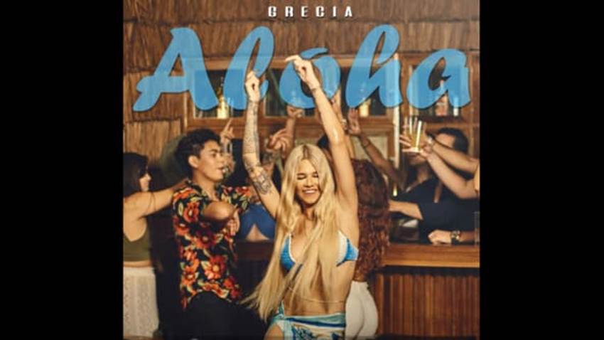 Grecia llegó con buena vibra en “Aloha”