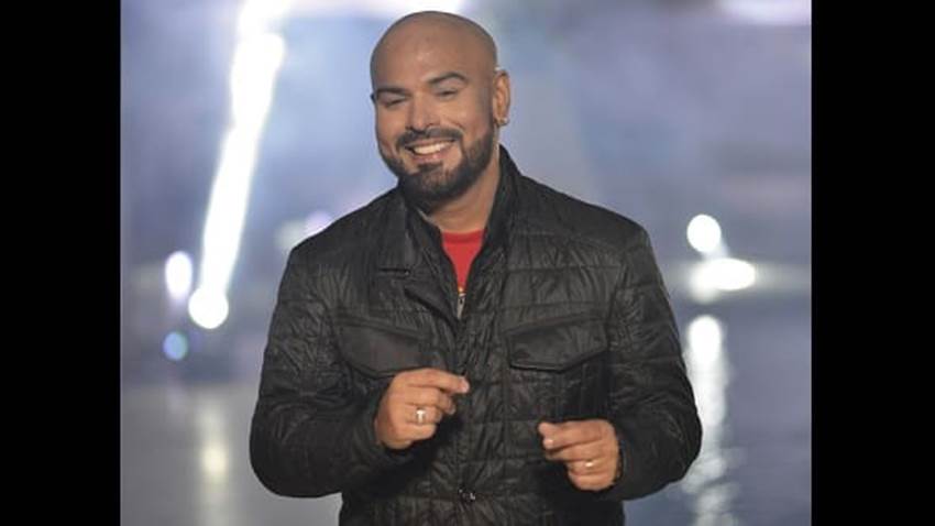 Omar Enrique viene ahora “Recargado”