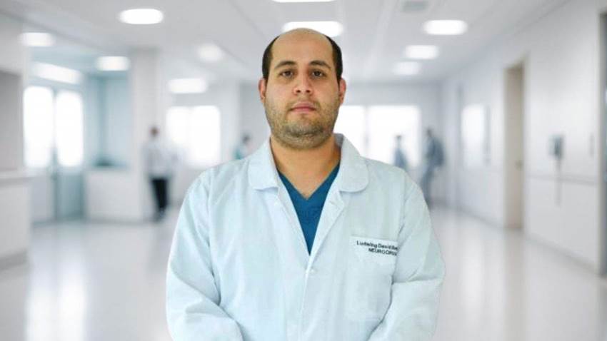 Odontectomía transoral: Cirugía de columna a través de la boca devuelve un 95% de movilidad a la paciente