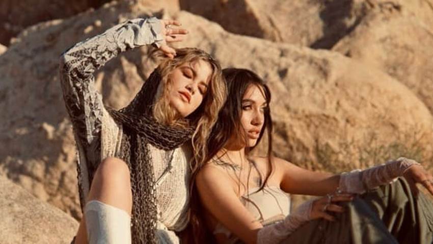 Sofia Reyes presenta “Marte” junto a Maria Becerra