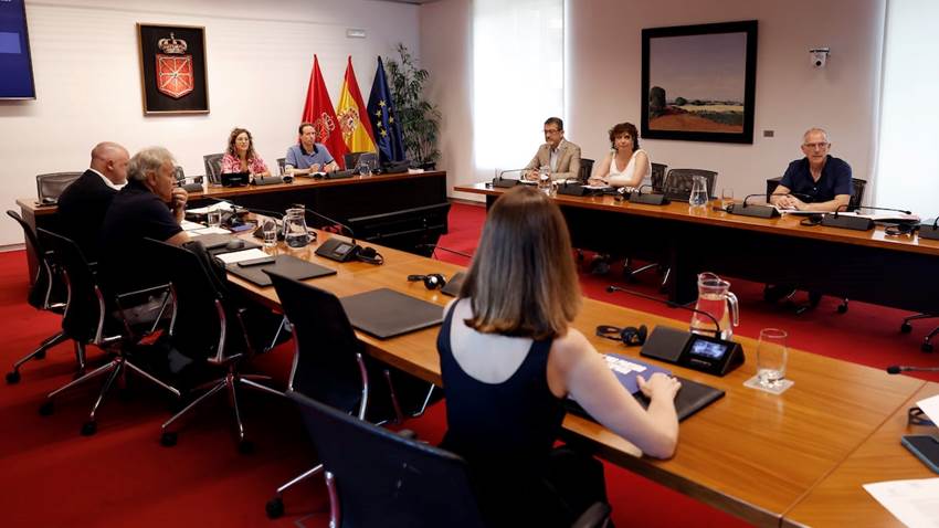 La comisión de investigación del ‘caso Koldo’ en Navarra llamará a 40 personas